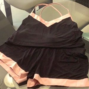 Soft and pretty pajamas. Worn once.